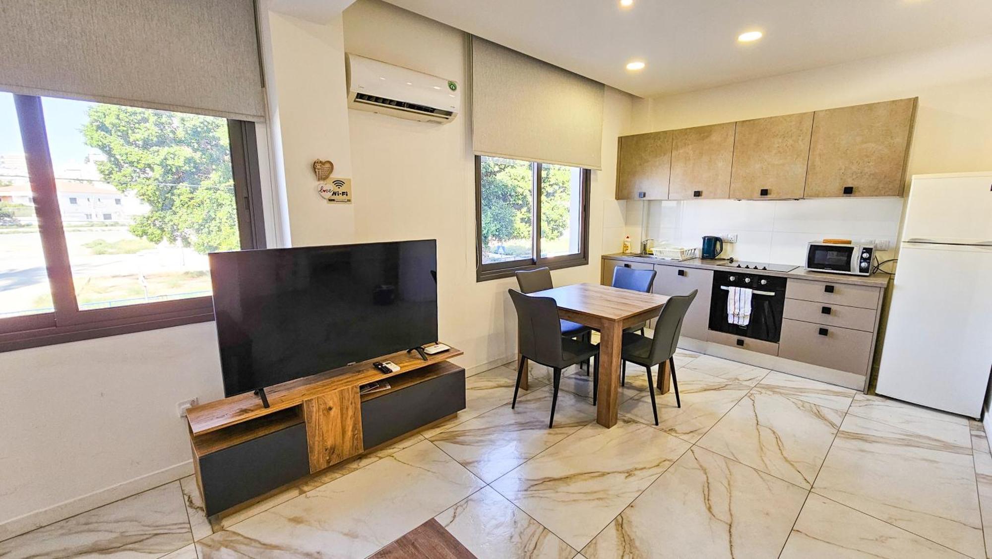 לרנקה Mimi'S Sunny Beach Apartment מראה חיצוני תמונה